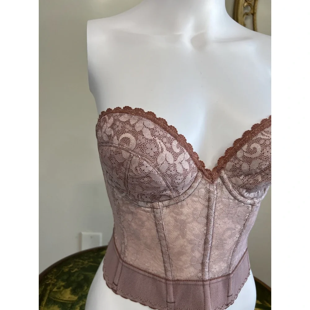 Carnival Vintage Lace Strapless Bustier Corset Top Size 34C